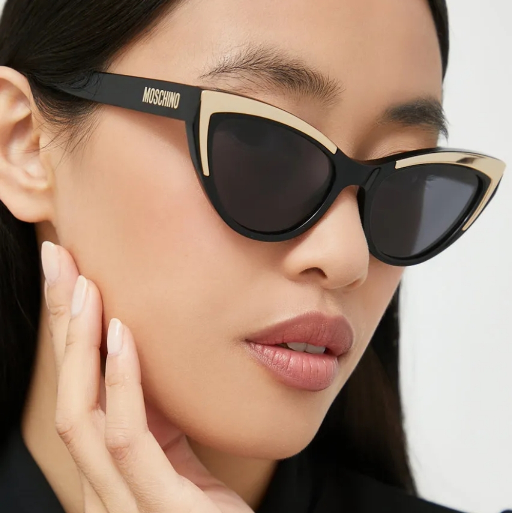Moschino MOS094/S Sunglasses Color: Black/Grey Color Code: 807/R - Picture 8 of 12